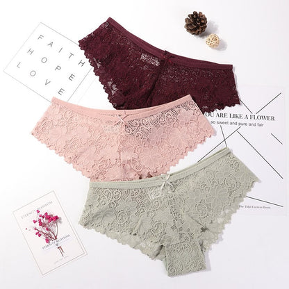Calcinha em Renda Sexy Lace - Kit com 3 peÃ§as