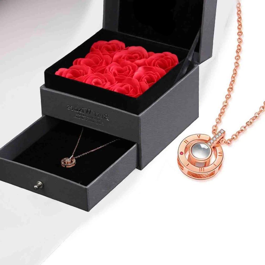 Colar eu Te amo em 100 LÃ­nguas - Frete Gratis