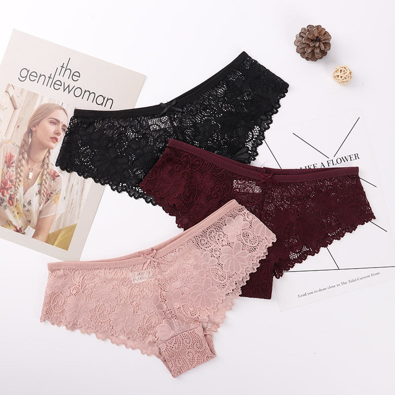 Calcinha em Renda Sexy Lace - Kit com 3 peÃ§as